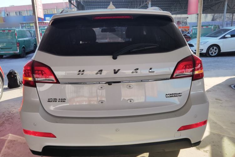 Used Haval H2 2018 Chuanxiang Edition Red Badge 1.5T Manual Two-Wheel Drive Fashionable Model