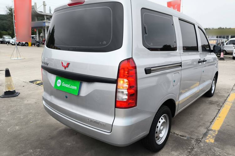 Used Wuling Hongguang V 2022 1.5L Jingqu Edition Electric-Assist LAR
