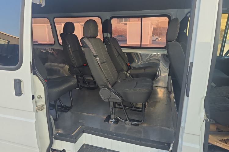 Used JMC Transit 2021 2.8T Space King Standard Version Long Wheelbase Mid-Height Roof Rear Single Tire – Step 6-Seater Diesel China VI Emission Standard JX493
