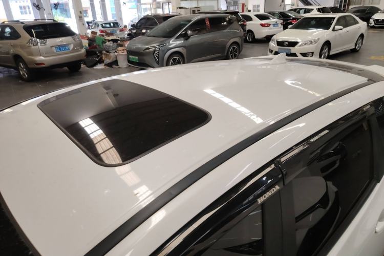 Used Honda Jade 2017 1.8L automatic Comfort version 5 seats
