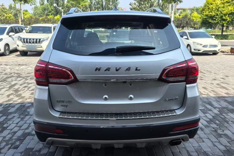 Used Haval H6 2015 Revised Version Sport Edition 1.5T Manual Transmission Two-Wheel Drive Elite Grade