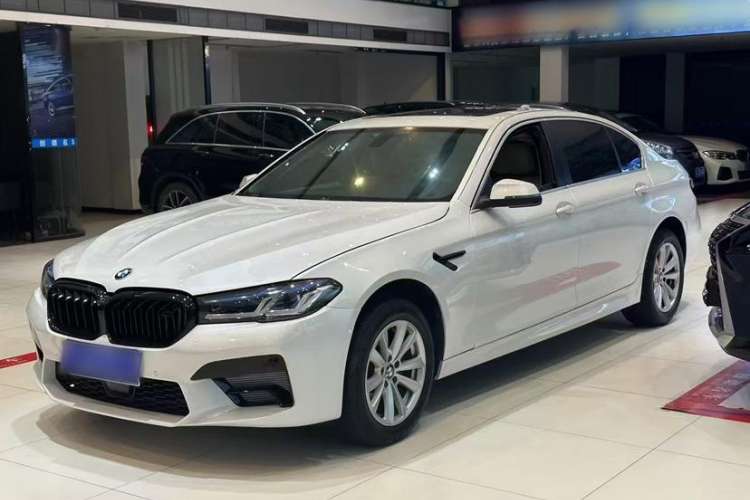 Used BMW 5 Series 2014 520Li Elegant Model
