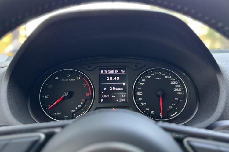 Used Audi Q2L 2022 35 TFSI Fashion Dynamic Model
