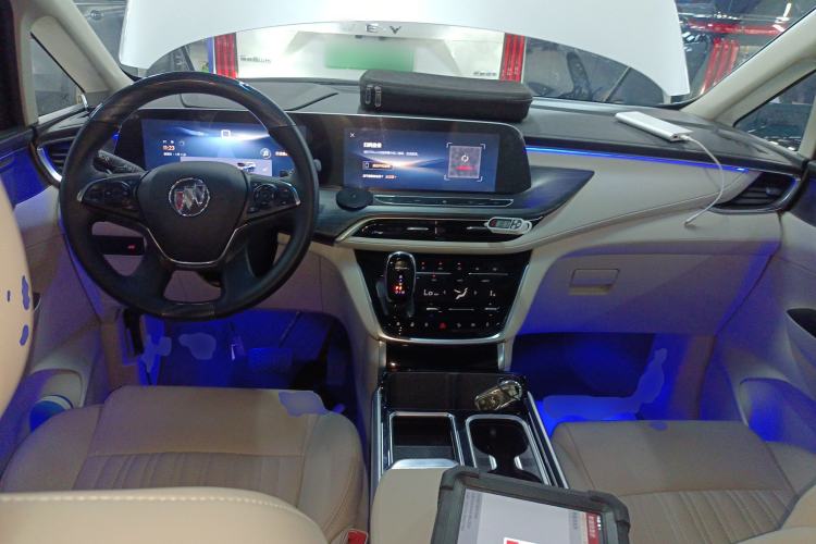 Used Buick GL8 2023 ES Lu Zun Comfort Model
