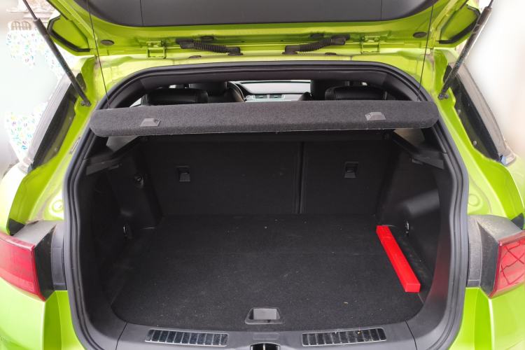 Used Land X7 2015 2.0T Panoramic Prestige Edition
