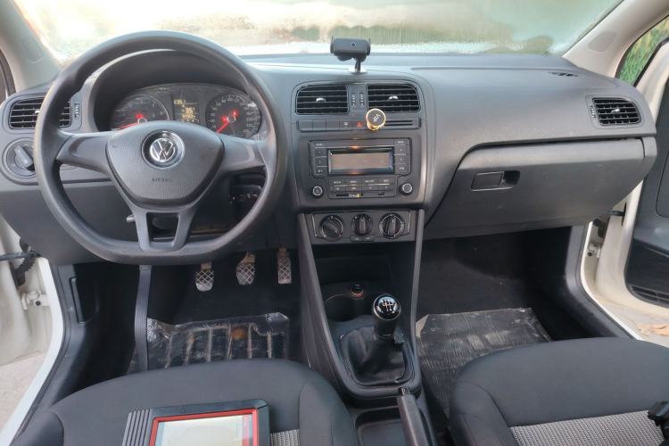 Used Volkswagen Polo 2014 1.4L Manual Fashion Edition
