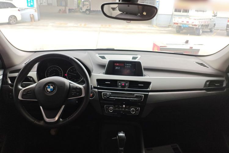 Used BMW X1 2018 sDrive20Li Leading Model
