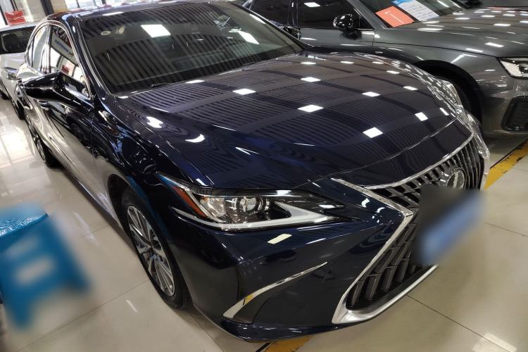 Used Lexus ES 2022 200 Excellence Edition
