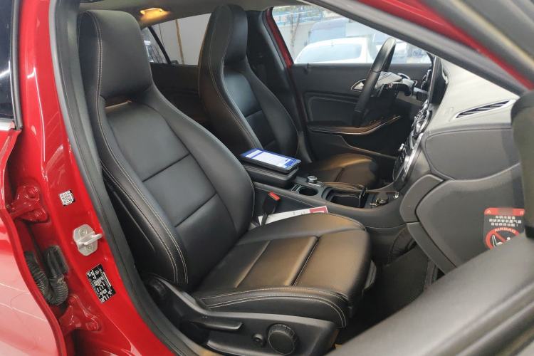 Used Mercedes-Benz GLA 2016 GLA 200 Fashion Model