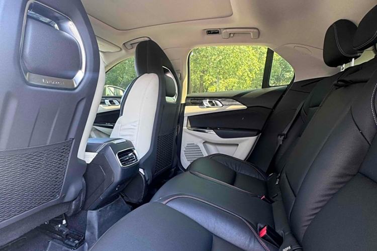 Used Lynk & Co 02 2018 1.5T DCT Two-Wheel Drive Zhaoban China V Standard
