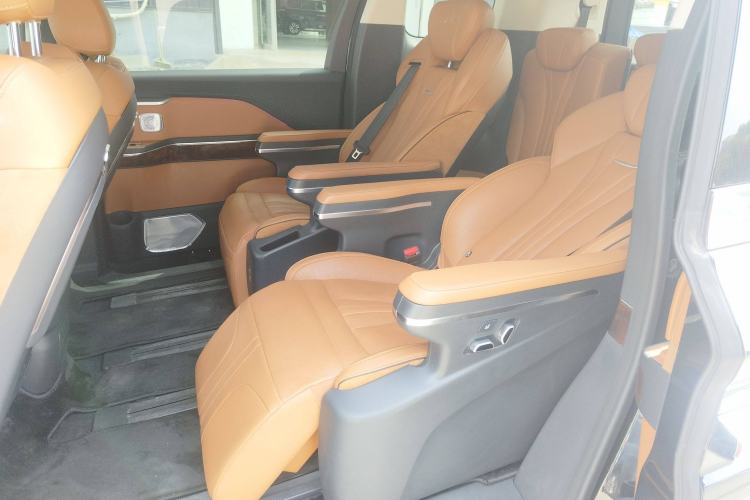 Used Hongqi HQ9 2023 2.0T Smart Connect Flagship Edition
