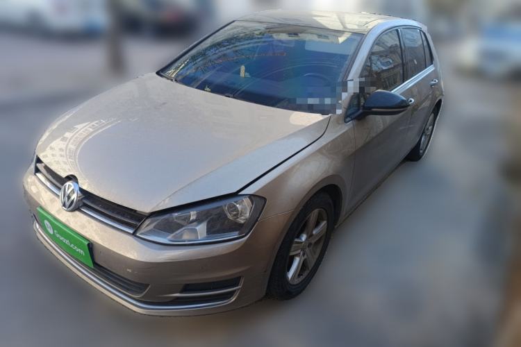 Used Volkswagen Golf 2017 1.6L Automatic Comfort Million-Vehicle Anniversary Edition
