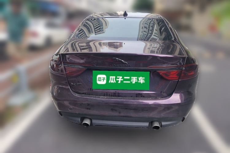 Used Jaguar XF 2016 XF 2.0T Two-Wheel-Drive Luxury Edition
