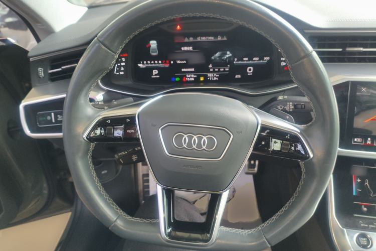 Used Audi A7L 2024 45TFSI quattro S-line Visionary Edition Flow Crystal Package