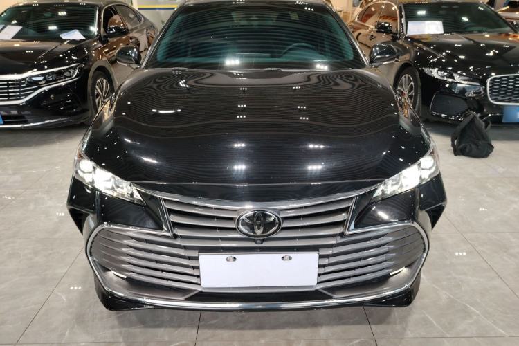 Used Toyota Avalon 2019 2.5L Touring Premium Version China VI Standard
