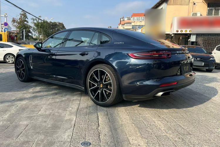 Used Porsche Panamera 2017 Panamera 4 Executive Long Wheelbase 3.0T