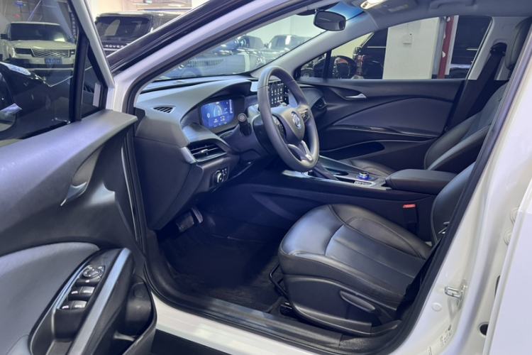 Used Buick Velite 6 2023 430km Range Commuter Version
