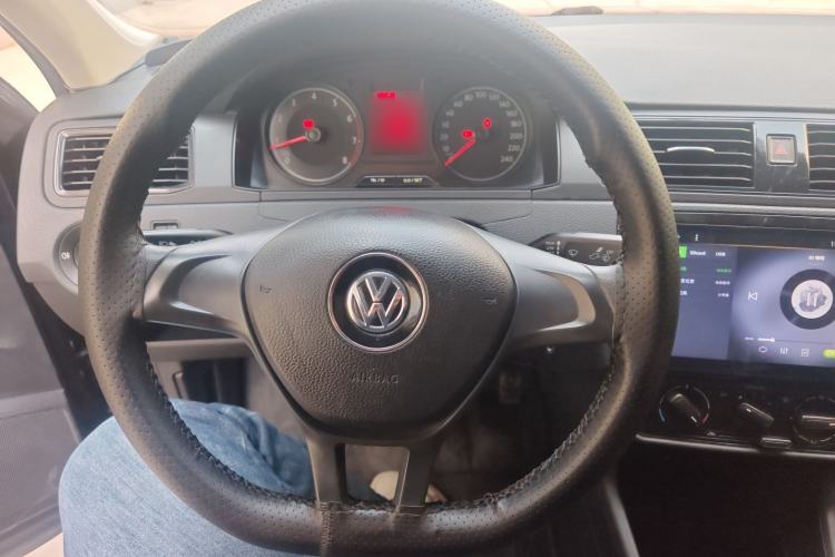 Used Volkswagen Santana 2016 1.6L Manual Fashion Edition
