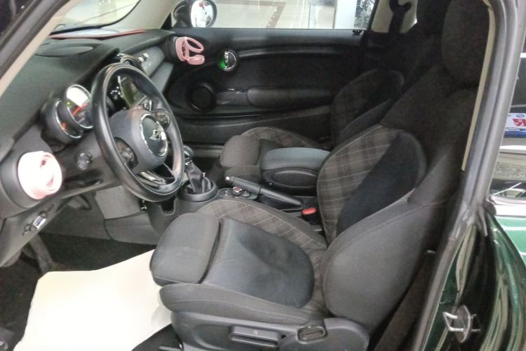 Used  MINI 2016 1.5T COOPER
