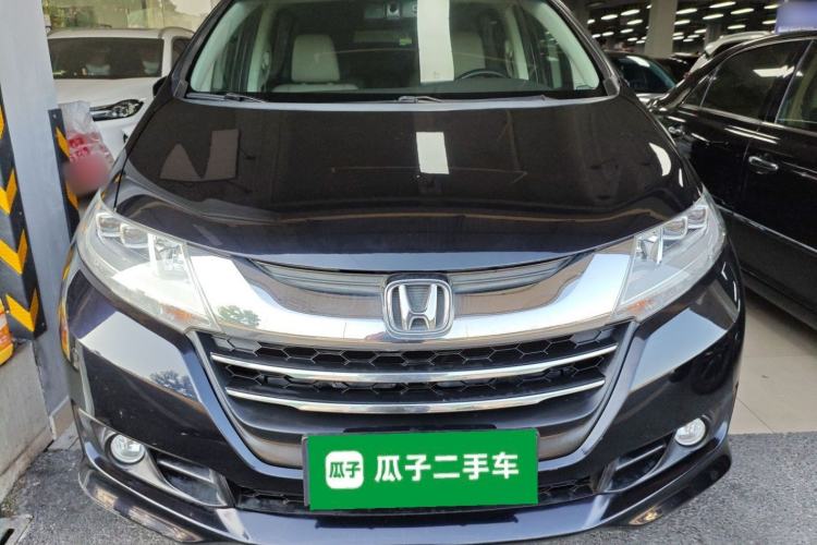 Used Honda Odyssey 2015 Updated Version 2.4L Smart Edition
