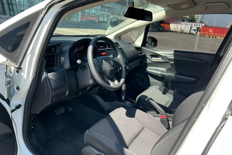 Used Honda Fit 2016 1.5L LX CVT Comfort Model
