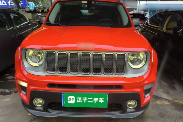 Used  Renegade 2019 220T Automatic Elite Edition
