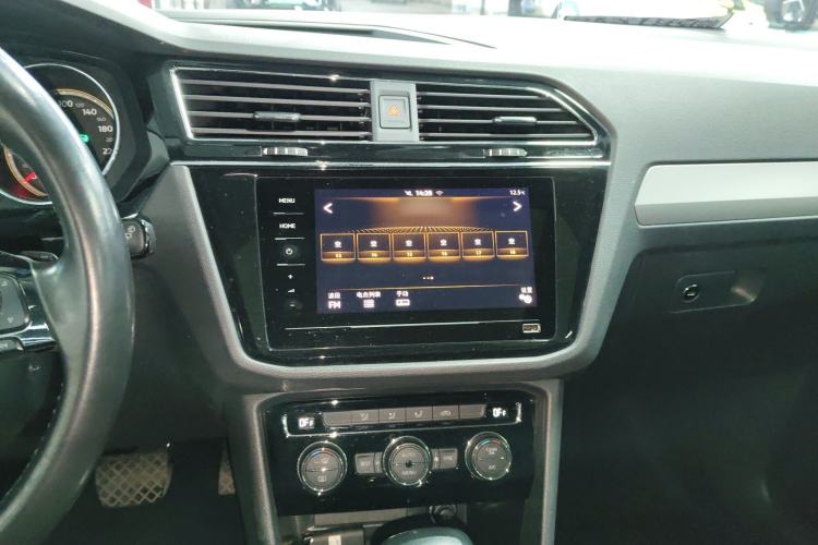 Used Volkswagen Tiguan L 2021 330TSI Automatic Two-Wheel Drive Smart Edition