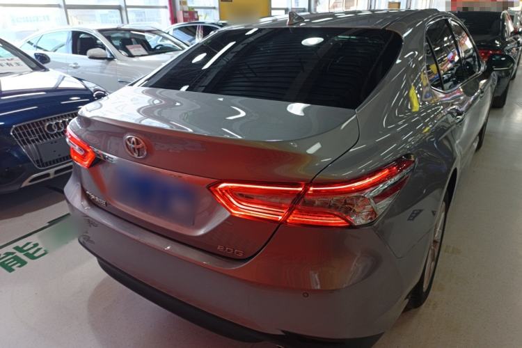 Used Toyota Camry 2021 2.0G Luxury Edition