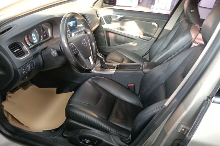 Used Volvo S60 2016 S60L T4 Zhiyuan Edition
