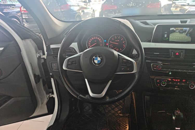 Used BMW X1 2018 sDrive20Li Leading Model
