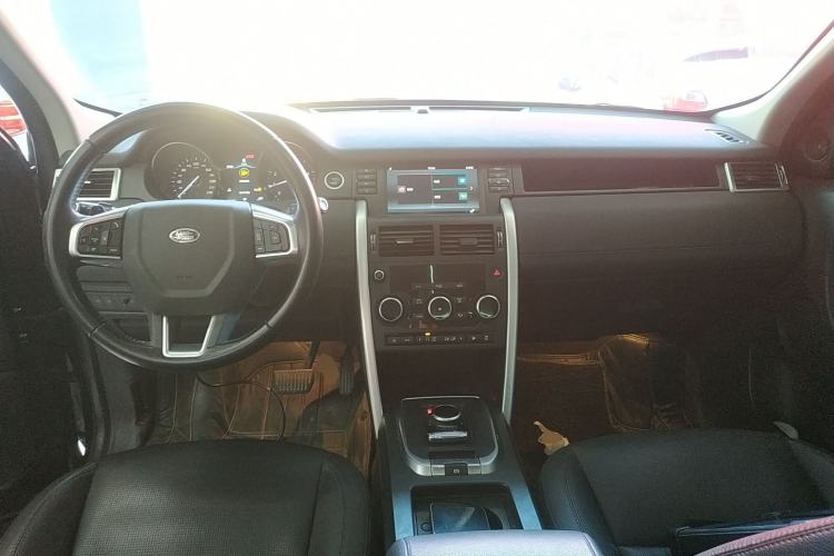 Used Land Rover Discovery Sport 2018 240 PS SE Version
