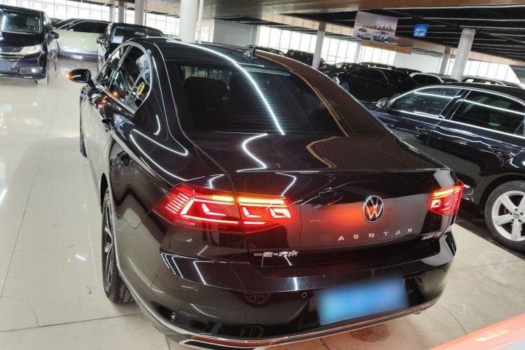 Used Volkswagen Magotan 2020 330TSI DSG Leading Model
