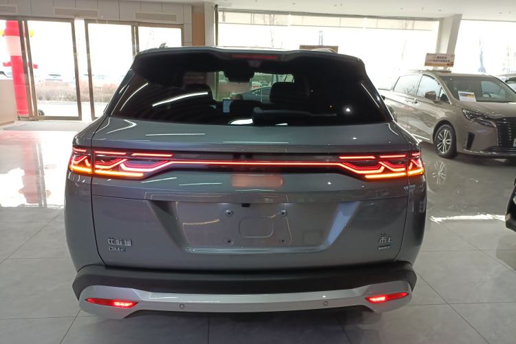 Used BYD Song L DM-i 2025 Intelligent Driving Version 112 km Beyond-Range Type