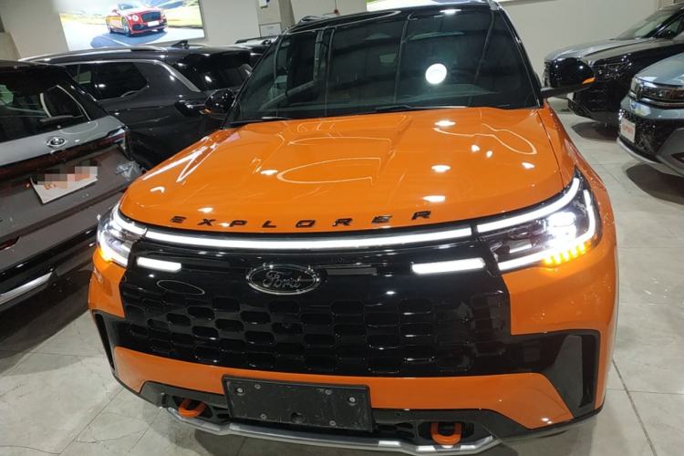 Used Ford Explorer 2024 2.3T EcoBoost Kunlun Peak Edition 7-Seater
