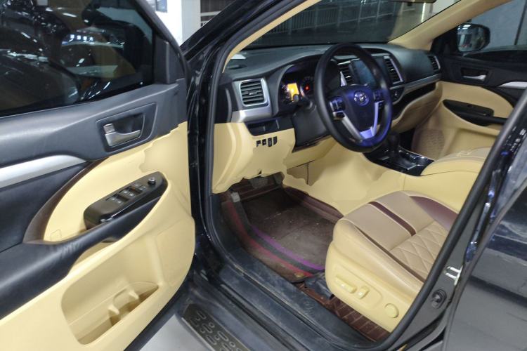 Used Toyota Highlander 2021 2.0T Two-Wheel Drive Elite Edition 5 Seats
