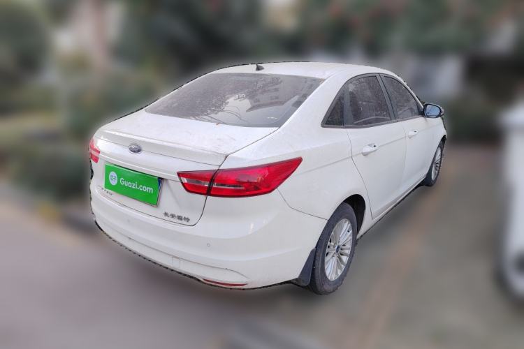 Used Ford Escort 2015 1.5L Manual Comfort Model
