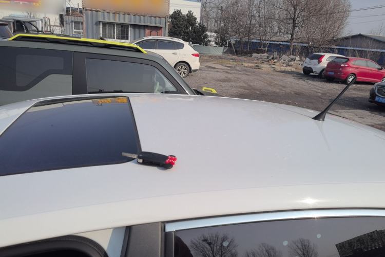 Used Volkswagen Polo 2016 1.6L Automatic Comfort Model
