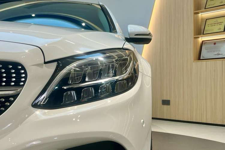 Used Mercedes-Benz C-Class 2020 Facelifted C 260 Estate
