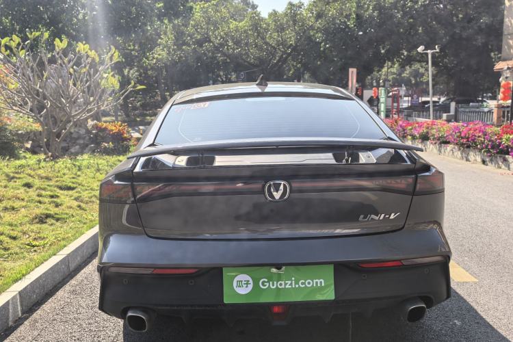 Used Changan UNI-V 2022 1.5T Prestige Version