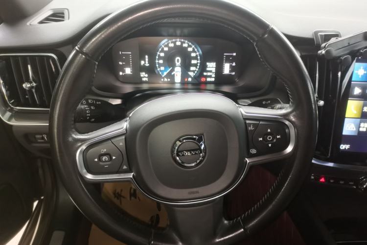 Used Volvo S60 2022 B4 Zhiyi Luxury Edition