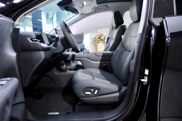 Used XPeng G6 2025 625 Long-Range Max Flagship Edition
