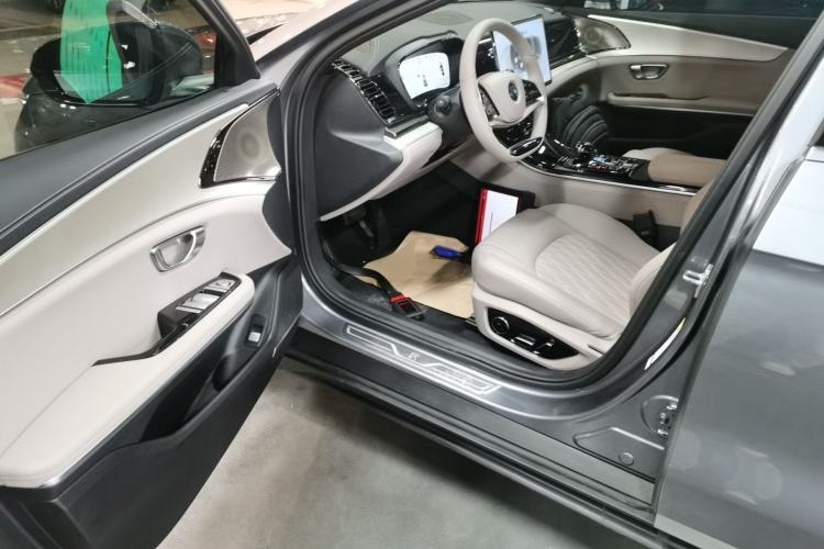 Used BYD Han 2025 EV 506KM Prestige Edition