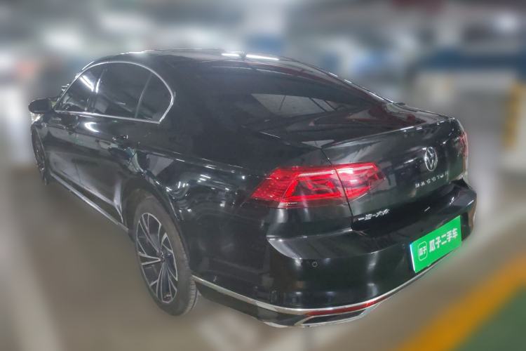 Used Volkswagen Magotan 2021 330TSI DSG 30th Anniversary Edition
