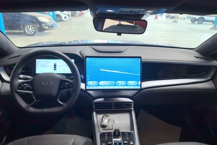 Used BYD Seal 2024 HONOR Edition DM-i 1.5L 121km Luxury Model
