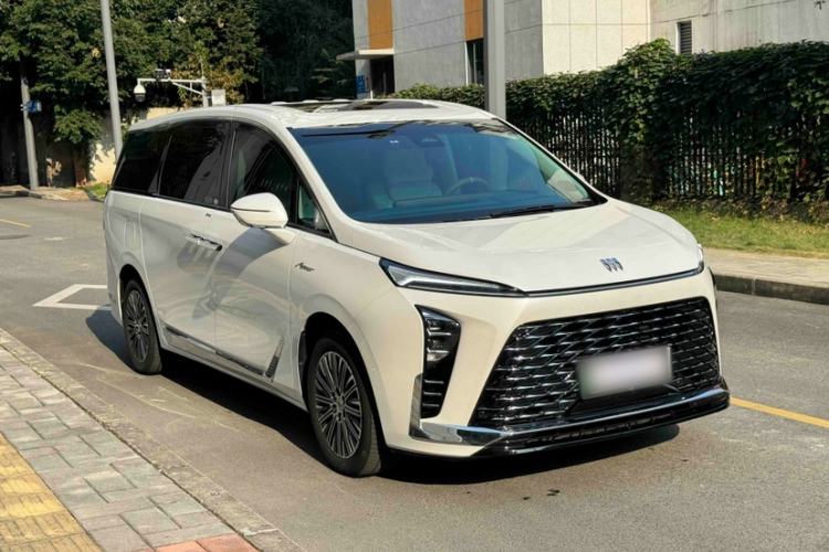 Used Buick GL8 New Energy 2024 Lu Zun Luxury Edition 7-Seater
