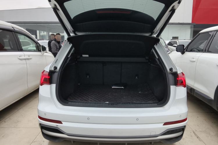 Used Audi Q3 2020 35 TFSI Fashion Dynamic Model
