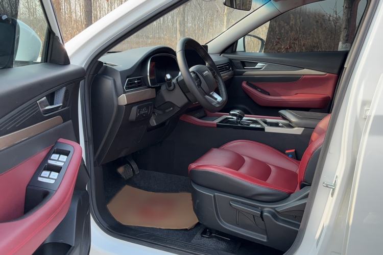 Used JETOUR X70 2023 1.5T DCT Beyond PRO+ Edition 5-Seater
