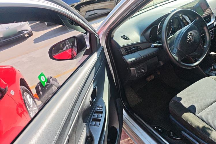 Used Toyota YARiS L 2017 1.5E CVT Dynamic Edition
