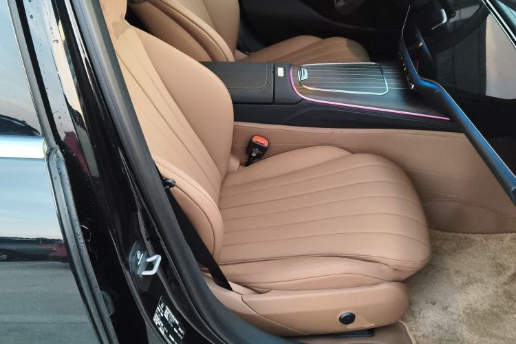 Used Mercedes-Benz E-Class 2025 Facelift E 300 L Luxury Edition
