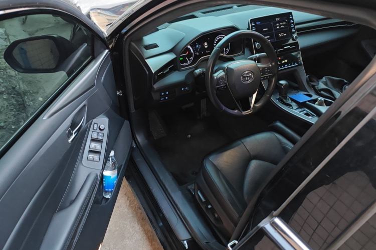 Used Toyota Avalon 2019 Dual-Engine 2.5L Luxury Edition China VI Standard
